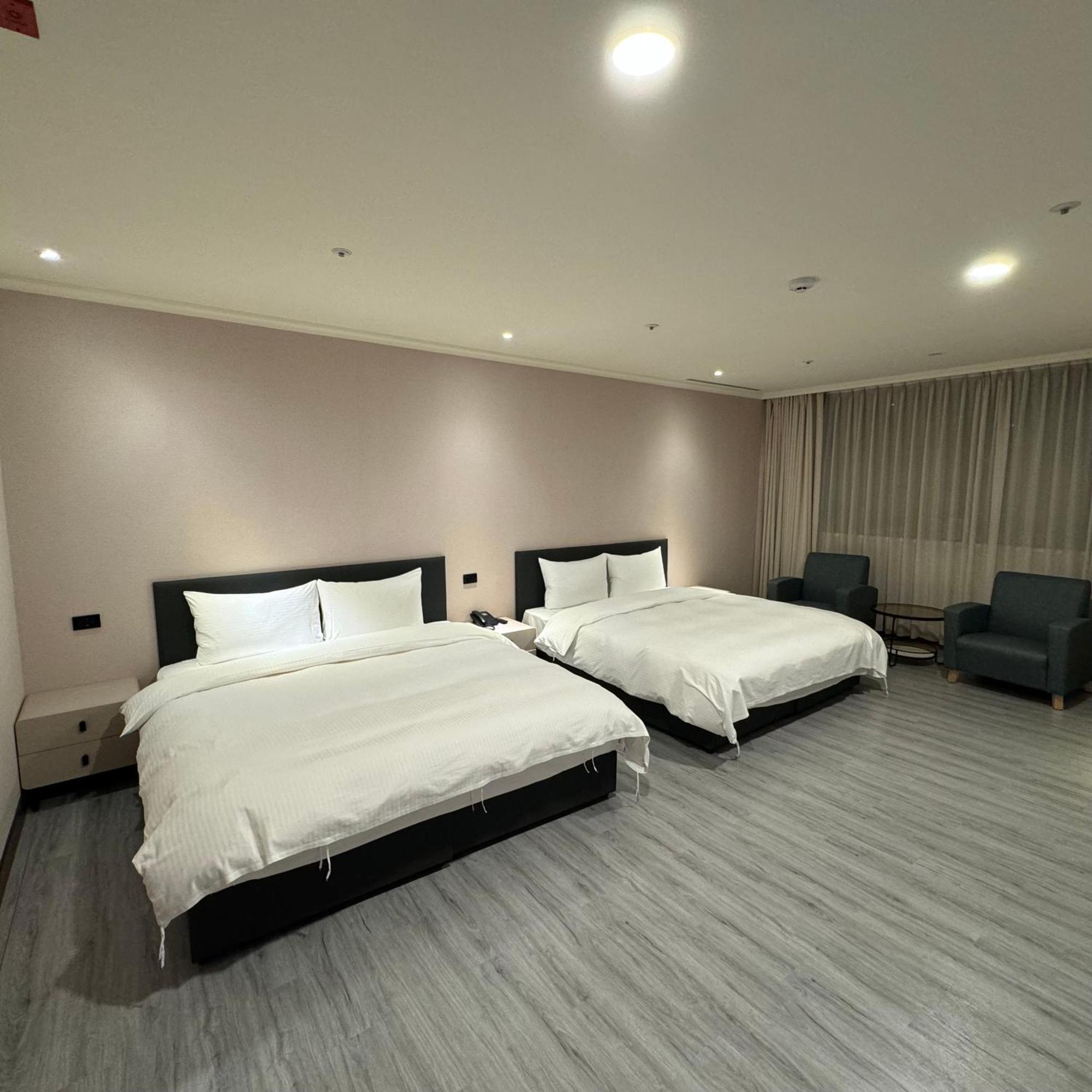 Xinshehotel - Chungli Taoyuan Dış mekan fotoğraf