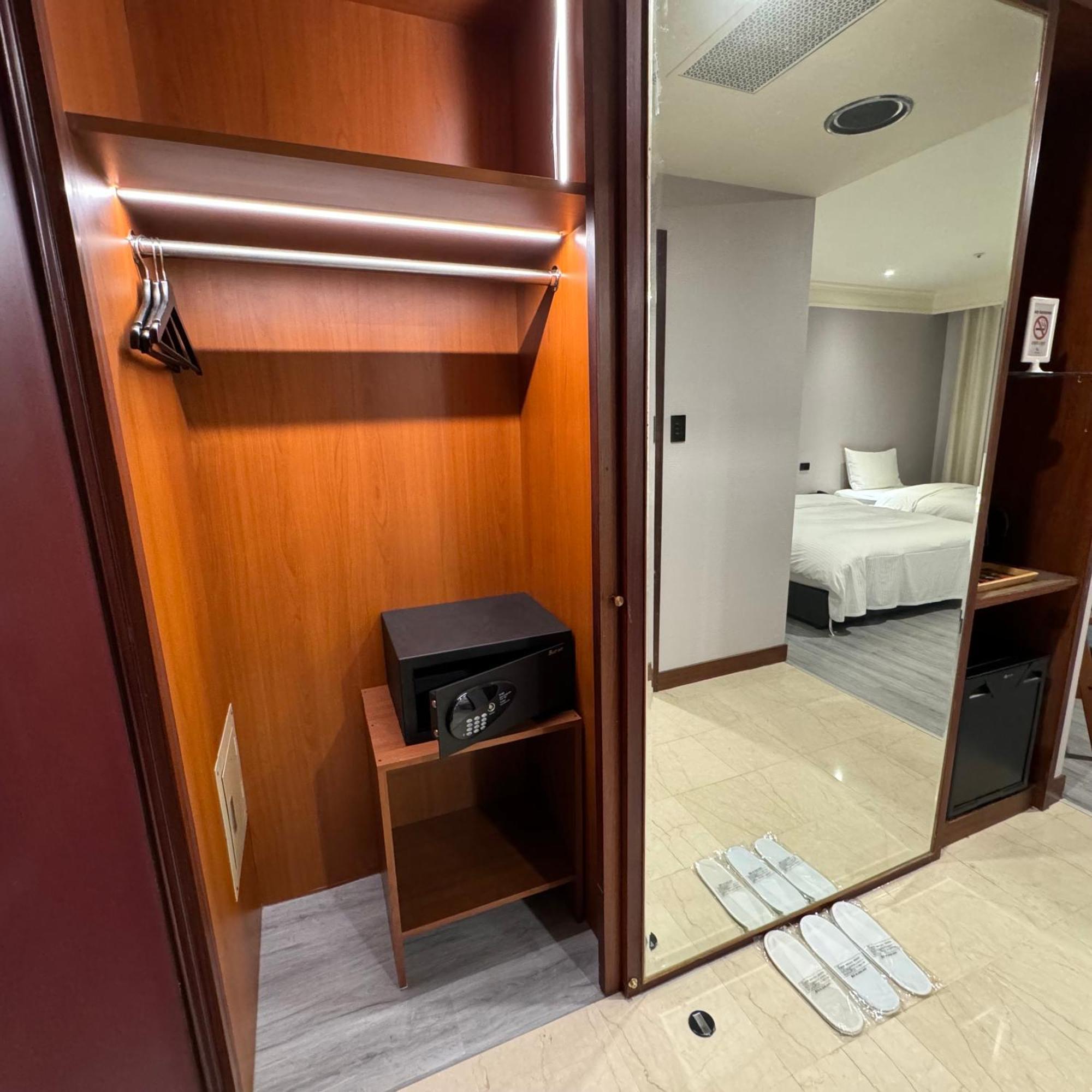 Xinshehotel - Chungli Taoyuan Dış mekan fotoğraf
