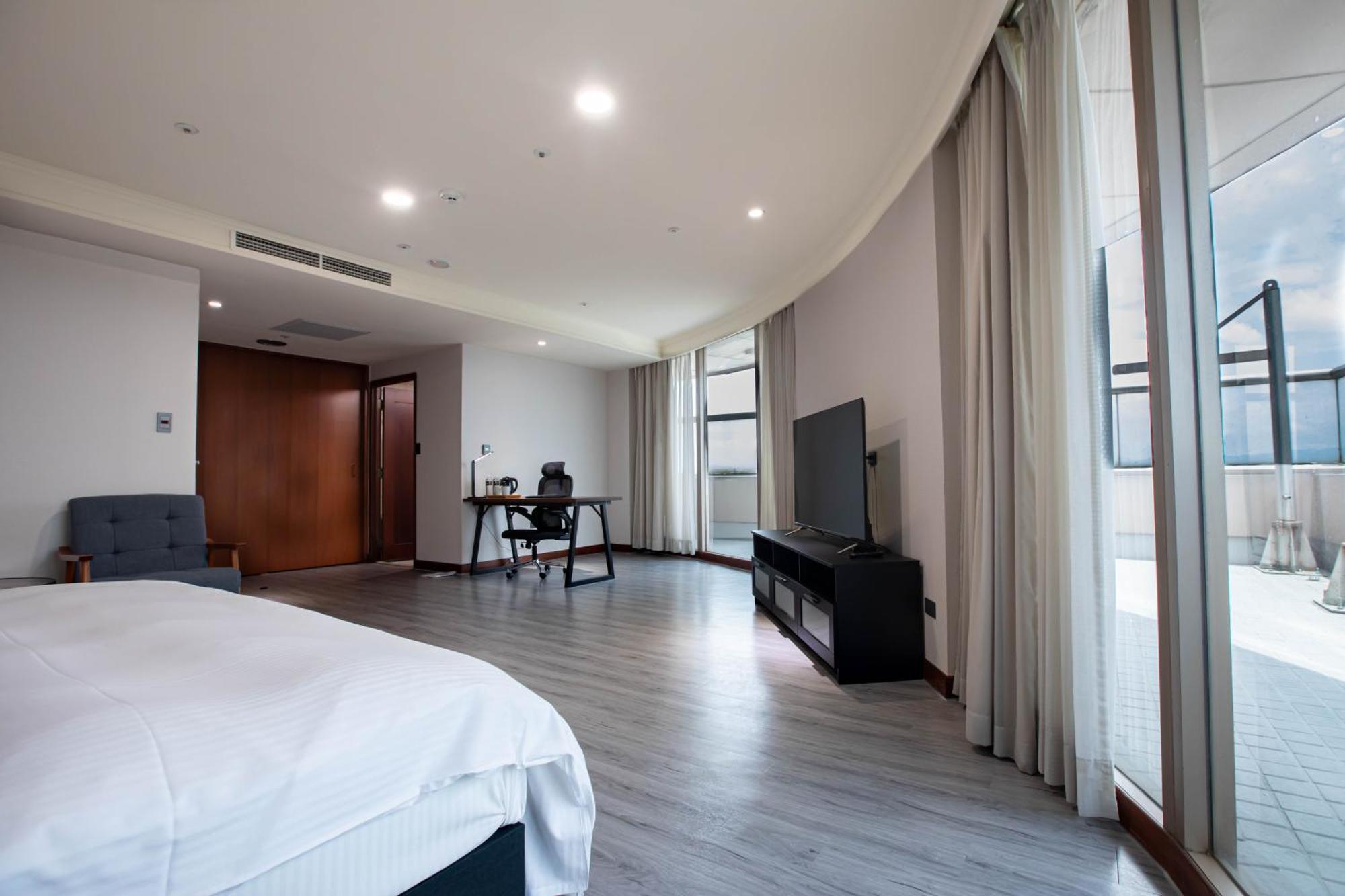 Xinshehotel - Chungli Taoyuan Dış mekan fotoğraf
