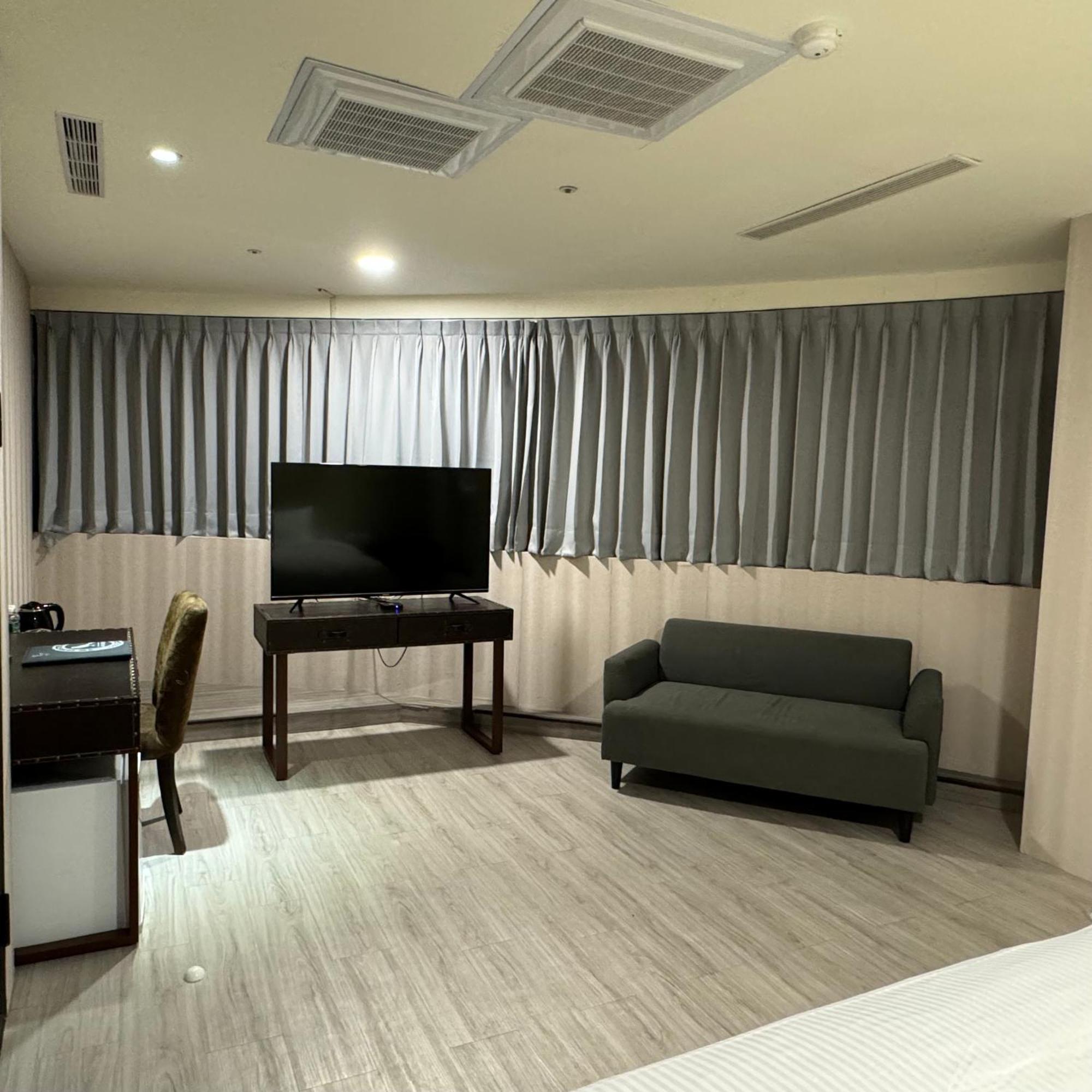 Xinshehotel - Chungli Taoyuan Dış mekan fotoğraf