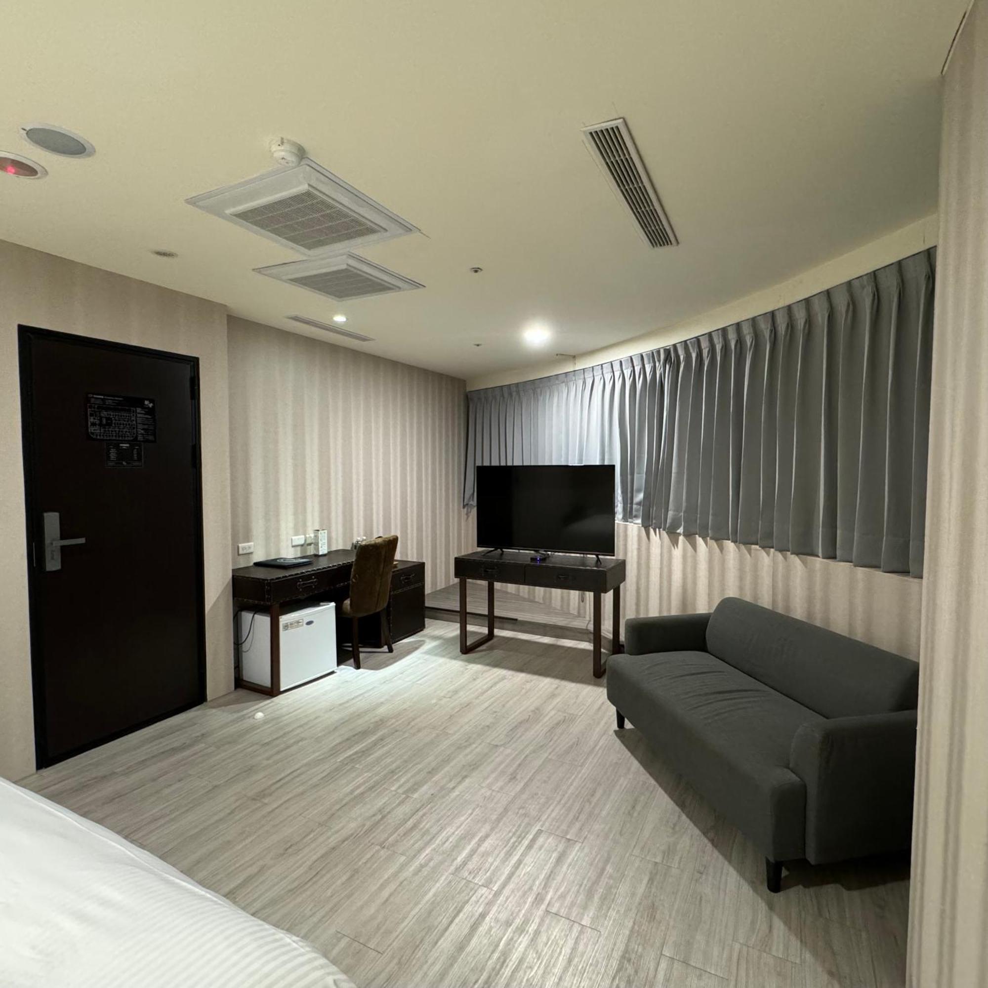 Xinshehotel - Chungli Taoyuan Dış mekan fotoğraf