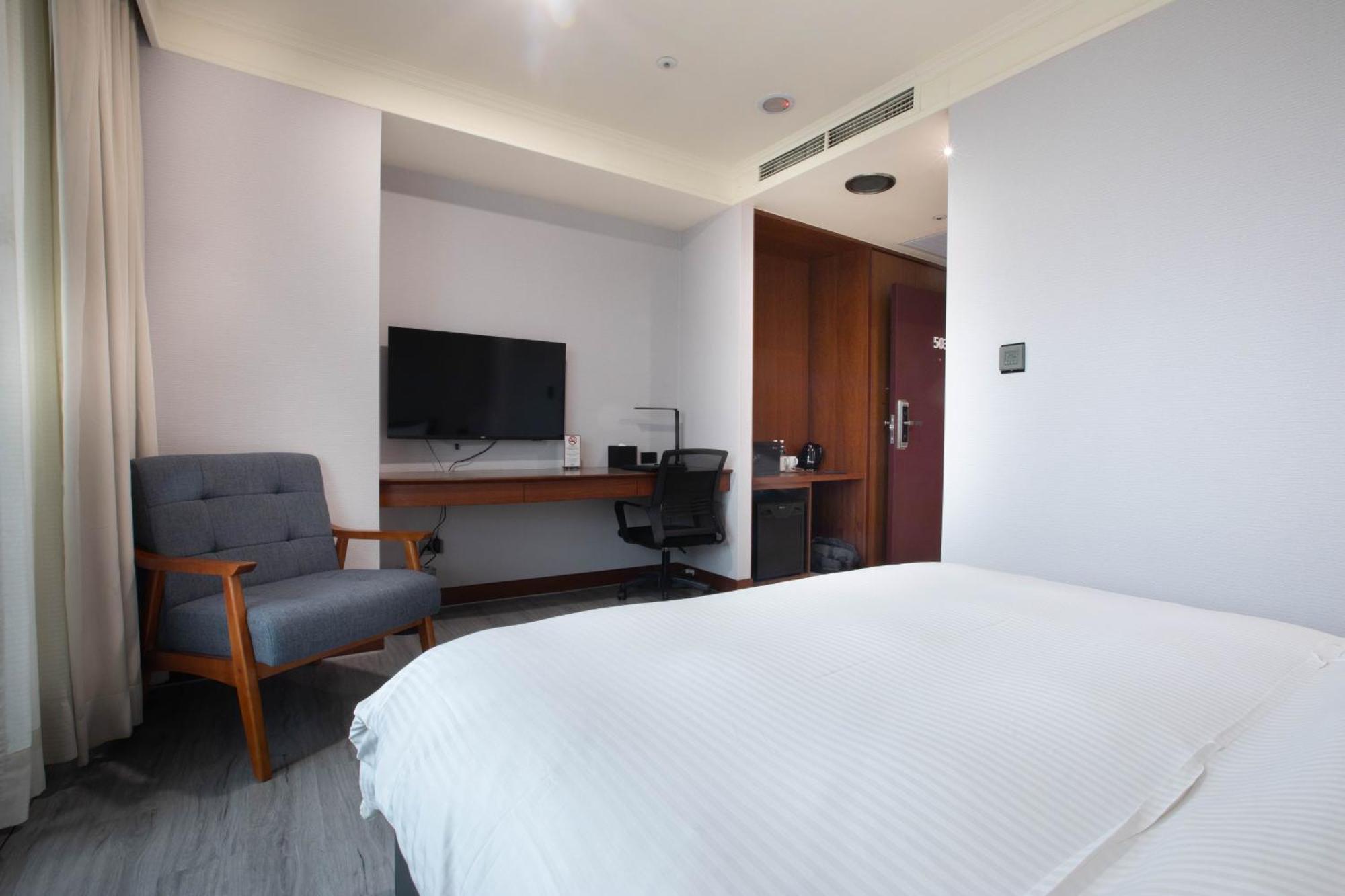 Xinshehotel - Chungli Taoyuan Dış mekan fotoğraf